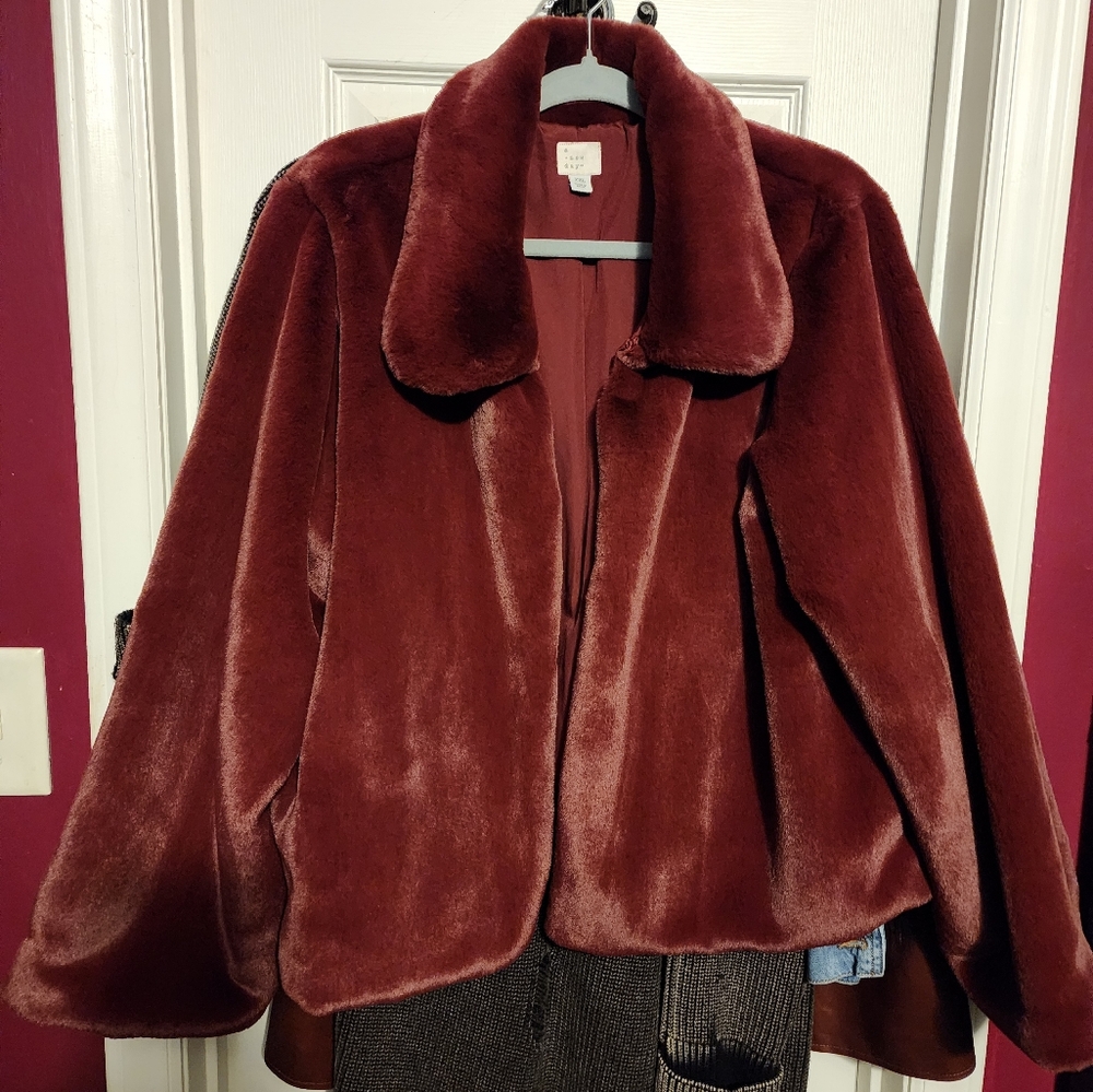 A new day Faux Fur Jacket in burgundy wine, size XXL